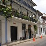 Room In Guest Room - Cm-6 Room In Cartagena